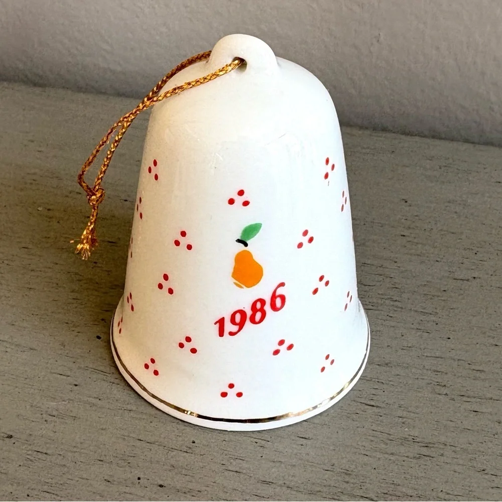 Vintage Lillian Vernon 1986 Porcelain Bell Christmas Ornament 2